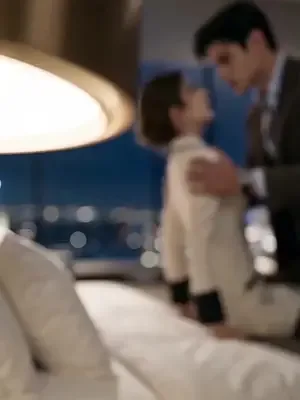 Anne geri döndü kraliçe oluyor