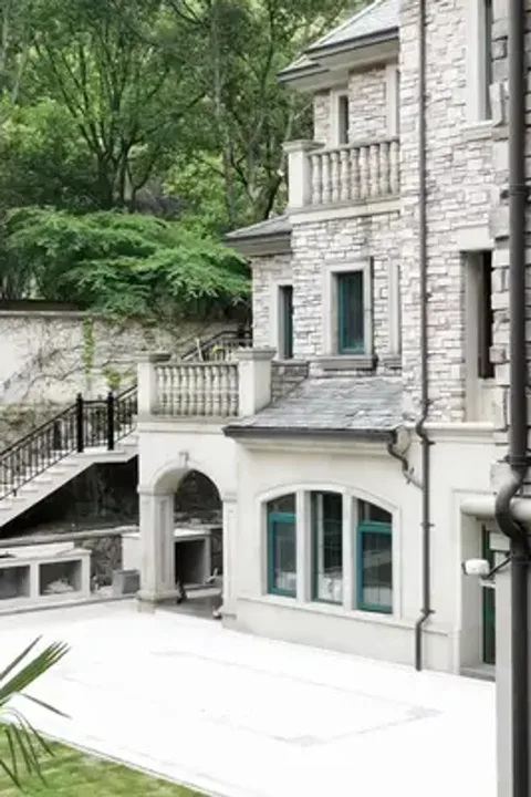Yazarın yeni aşkı ve intikamı